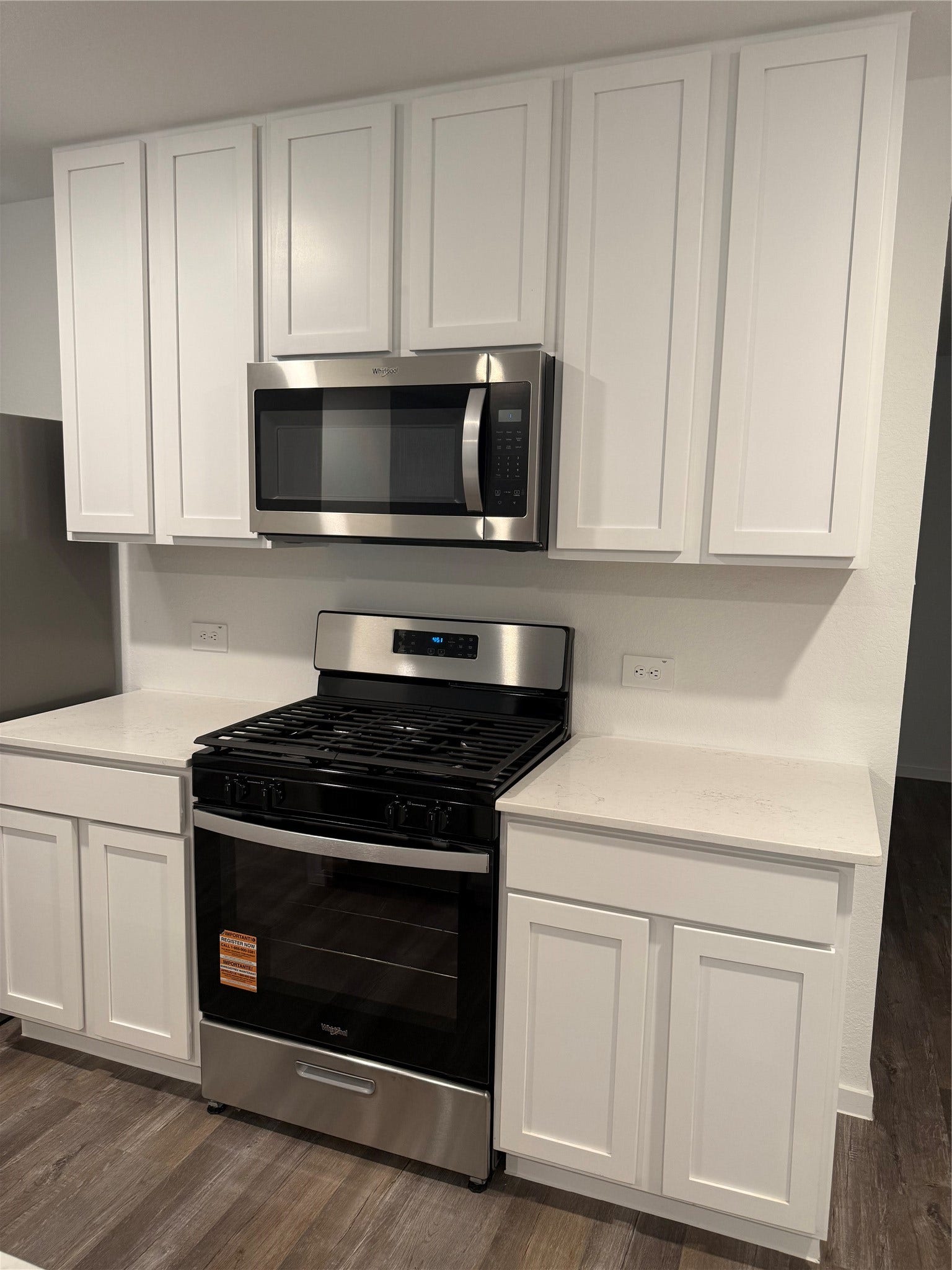 GAS STOVE WITH MICROWAVE COMBO