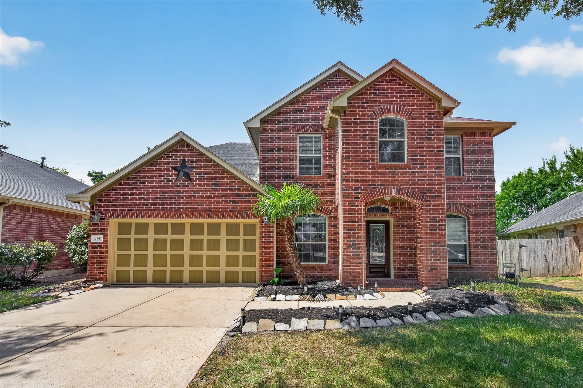 195 Copper Stream Ln, Richmond, TX 77406
