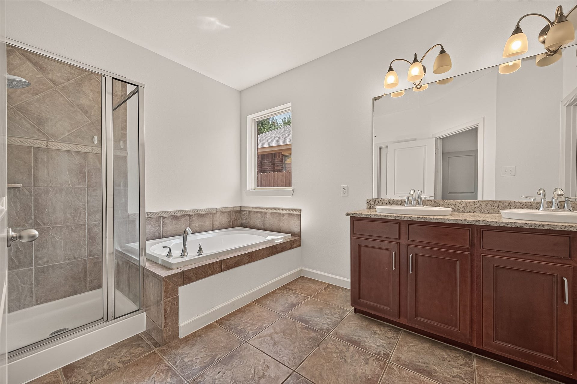 195 Copper Stream Ln, Richmond, TX 77406