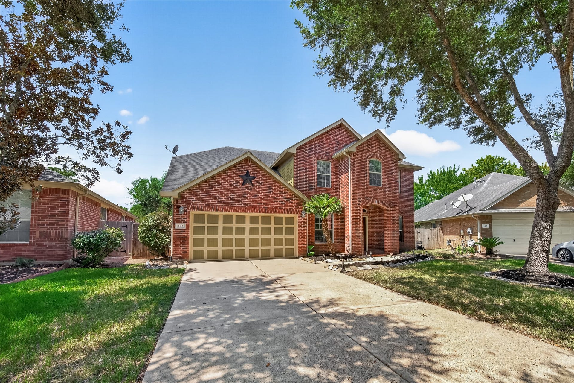 195 Copper Stream Ln, Richmond, TX 77406