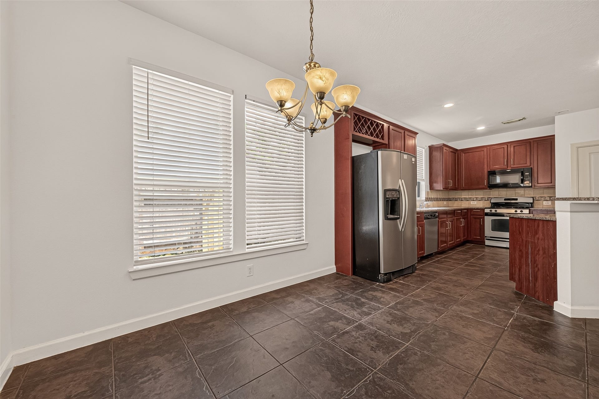 195 Copper Stream Ln, Richmond, TX 77406