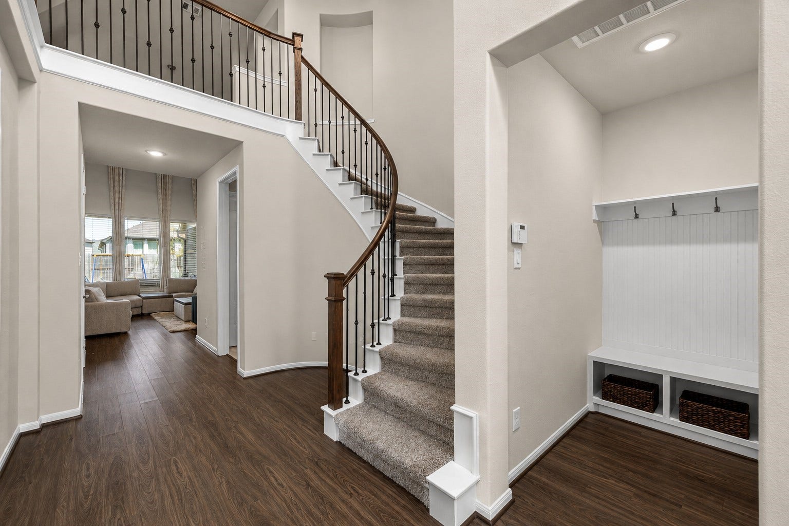 Grand staircase with Rotunda