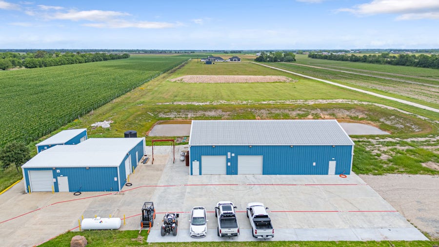 Property photo for 15002 Bj Dusek Road, Wallis, TX