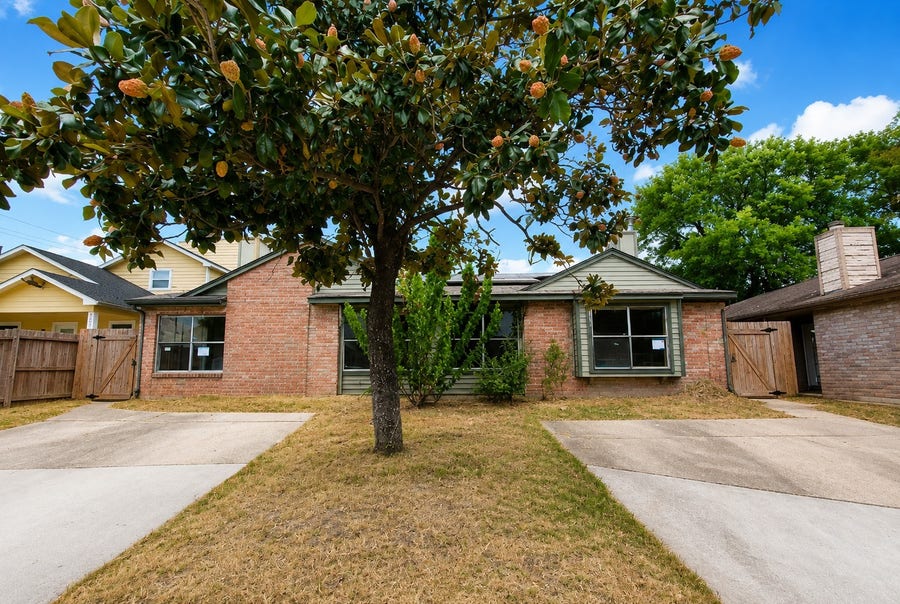 Property photo for 5407 Farley Drive, Houston, TX