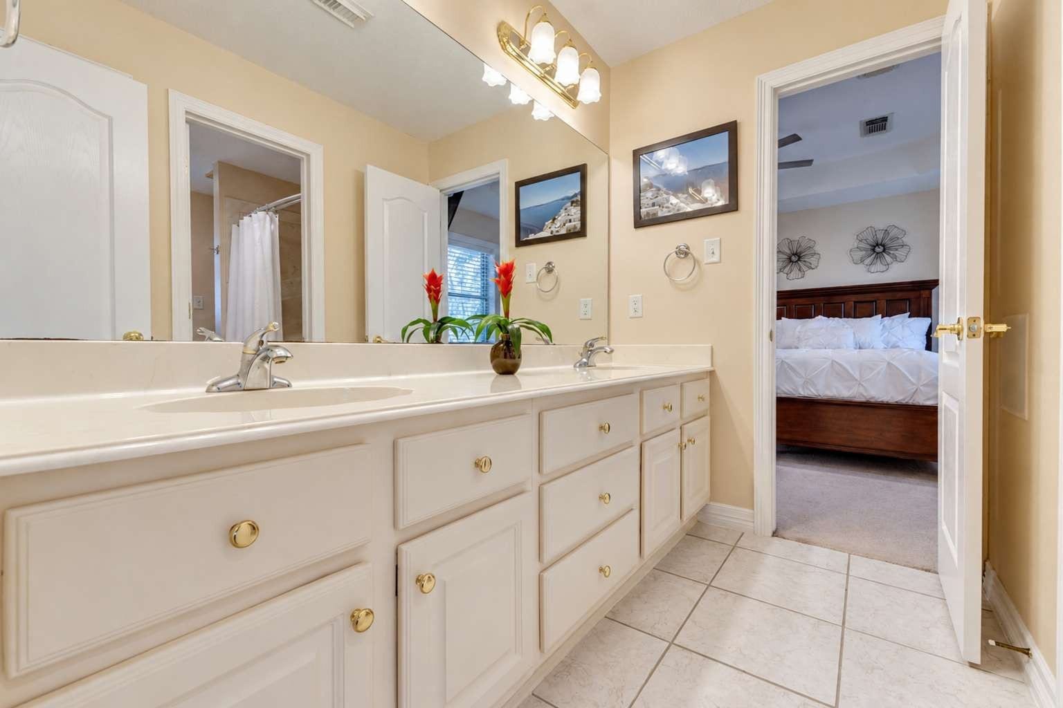 1018 The Cliffs Boulevard, Montgomery, TX 77356 1018 The Cliffs Boulevard, Montgomery, TX 77356