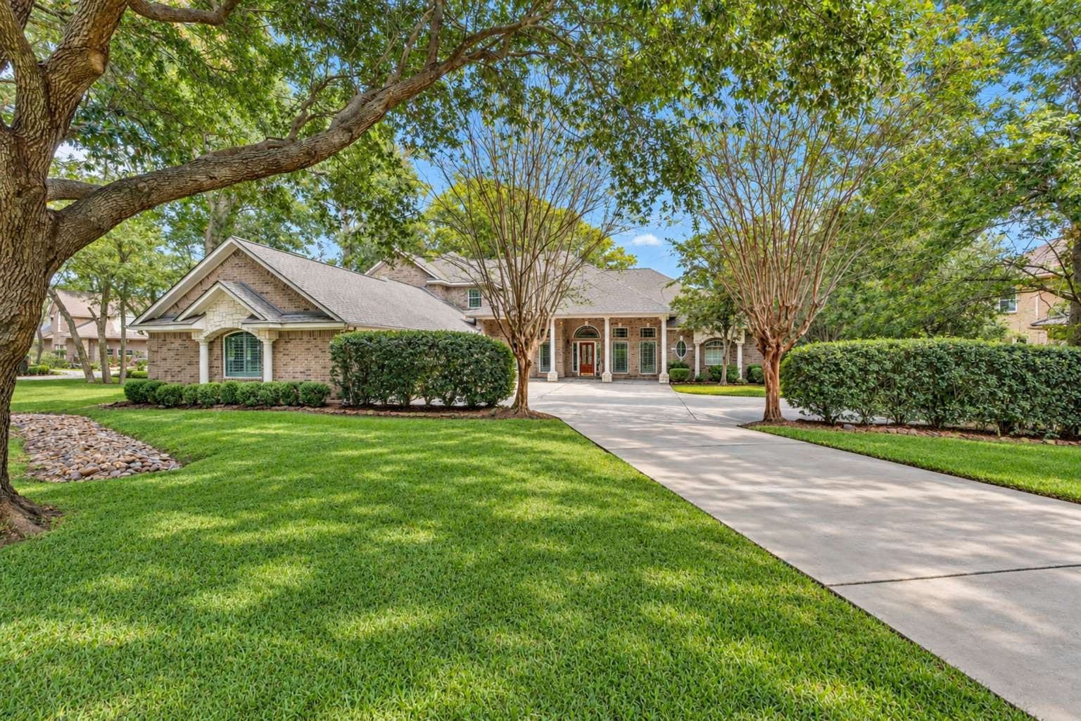1018 The Cliffs Boulevard, Montgomery, TX 77356 1018 The Cliffs Boulevard, Montgomery, TX 77356