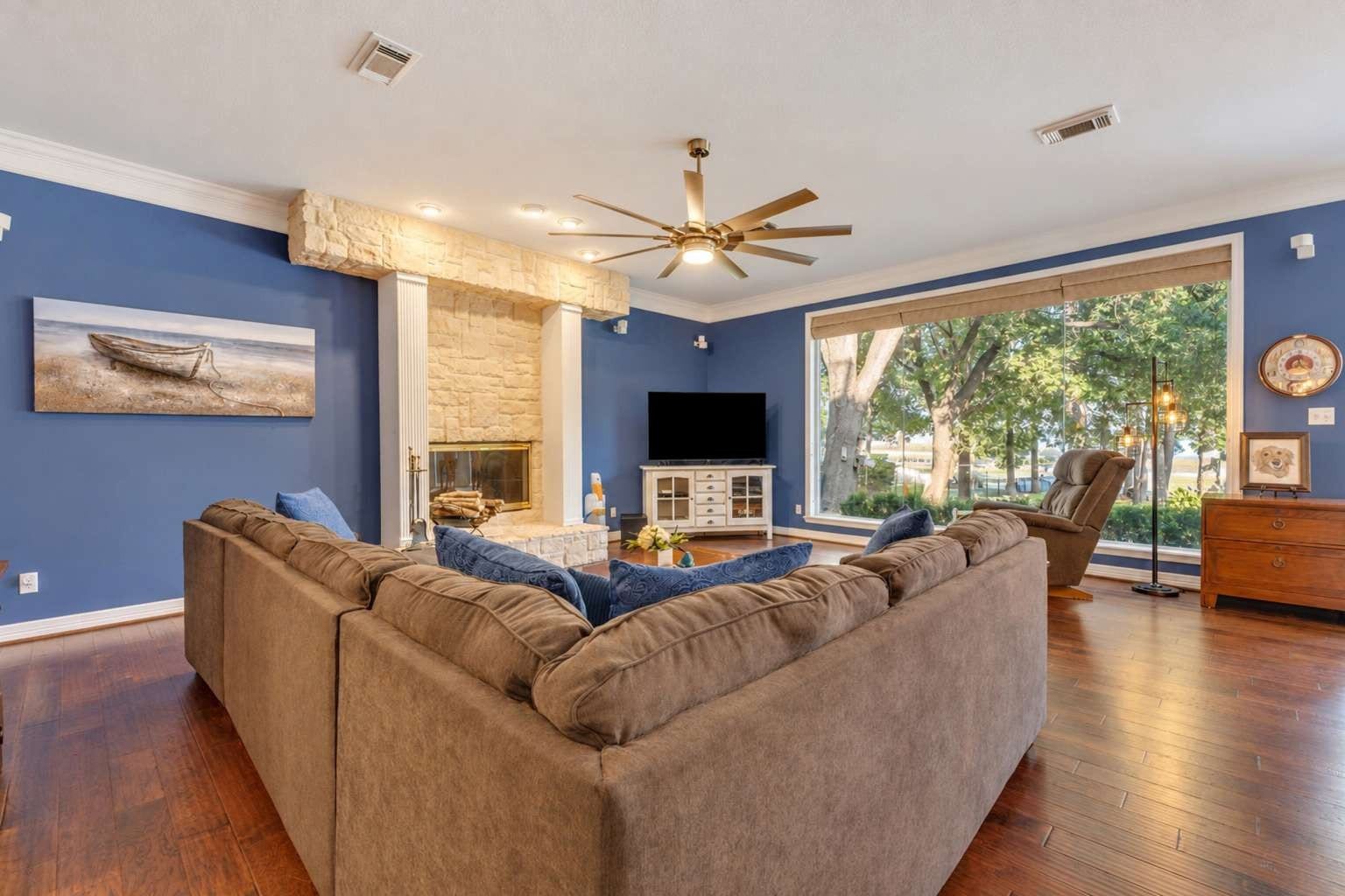 1018 The Cliffs Boulevard, Montgomery, TX 77356 1018 The Cliffs Boulevard, Montgomery, TX 77356