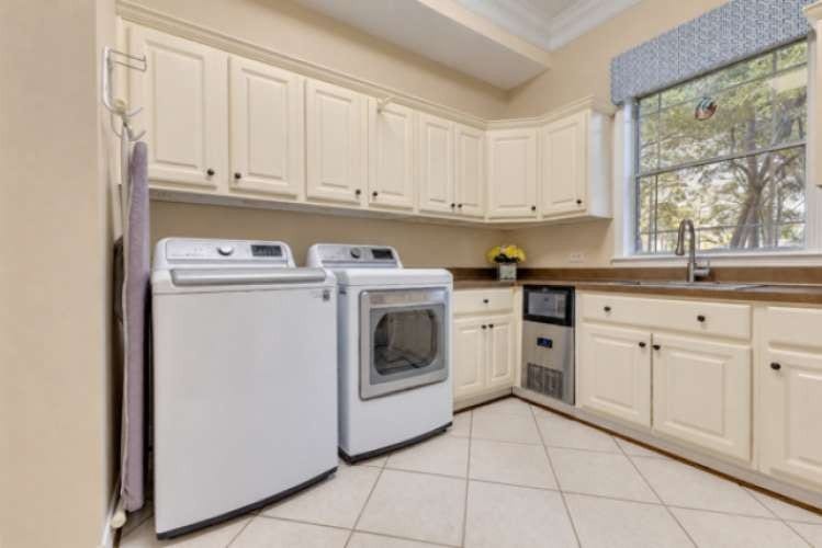 1018 The Cliffs Boulevard, Montgomery, TX 77356 1018 The Cliffs Boulevard, Montgomery, TX 77356