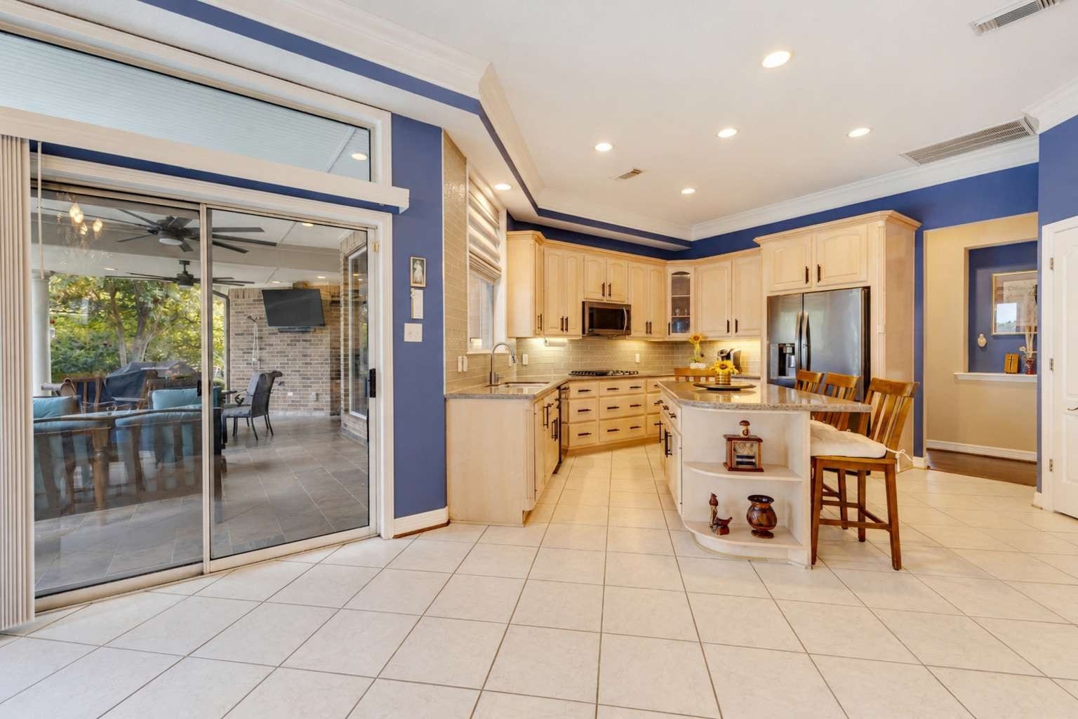 1018 The Cliffs Boulevard, Montgomery, TX 77356 1018 The Cliffs Boulevard, Montgomery, TX 77356