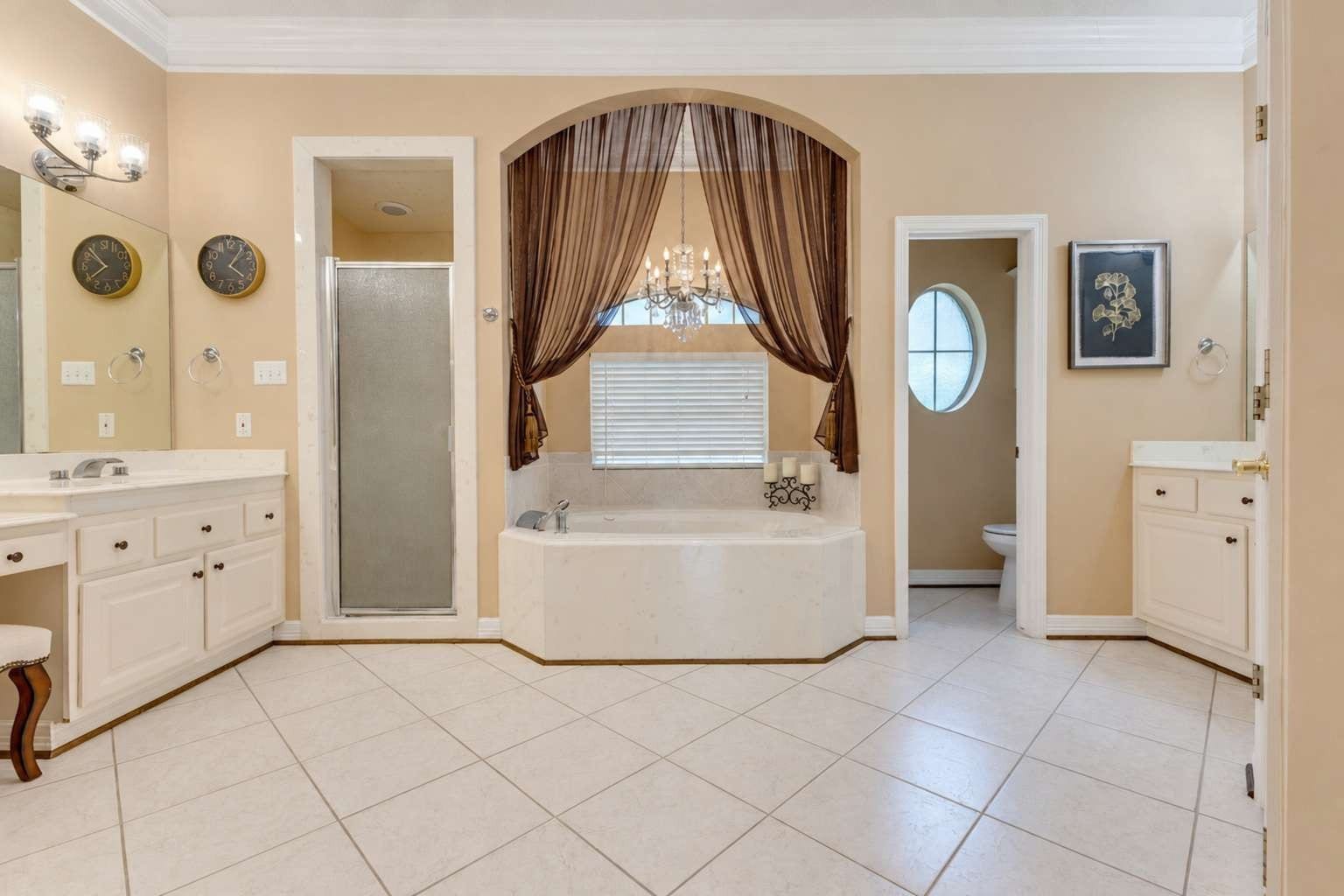 1018 The Cliffs Boulevard, Montgomery, TX 77356 1018 The Cliffs Boulevard, Montgomery, TX 77356
