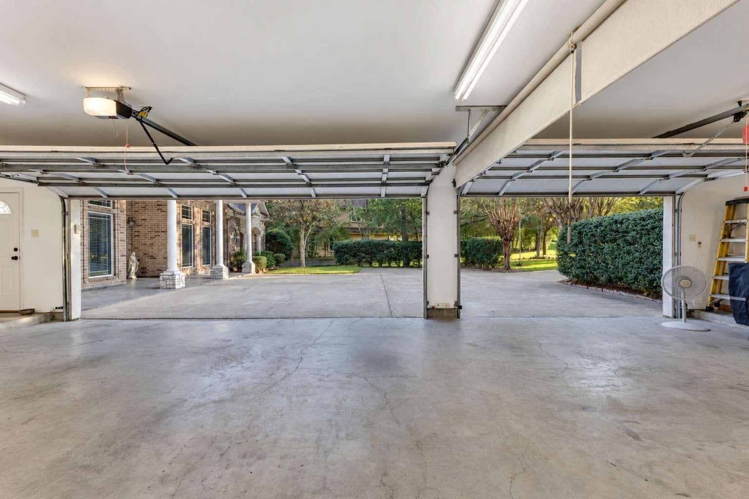 1018 The Cliffs Boulevard, Montgomery, TX 77356 1018 The Cliffs Boulevard, Montgomery, TX 77356