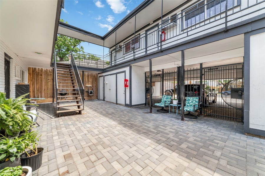Property photo for 1424 Marshall Street, #9, Houston, TX