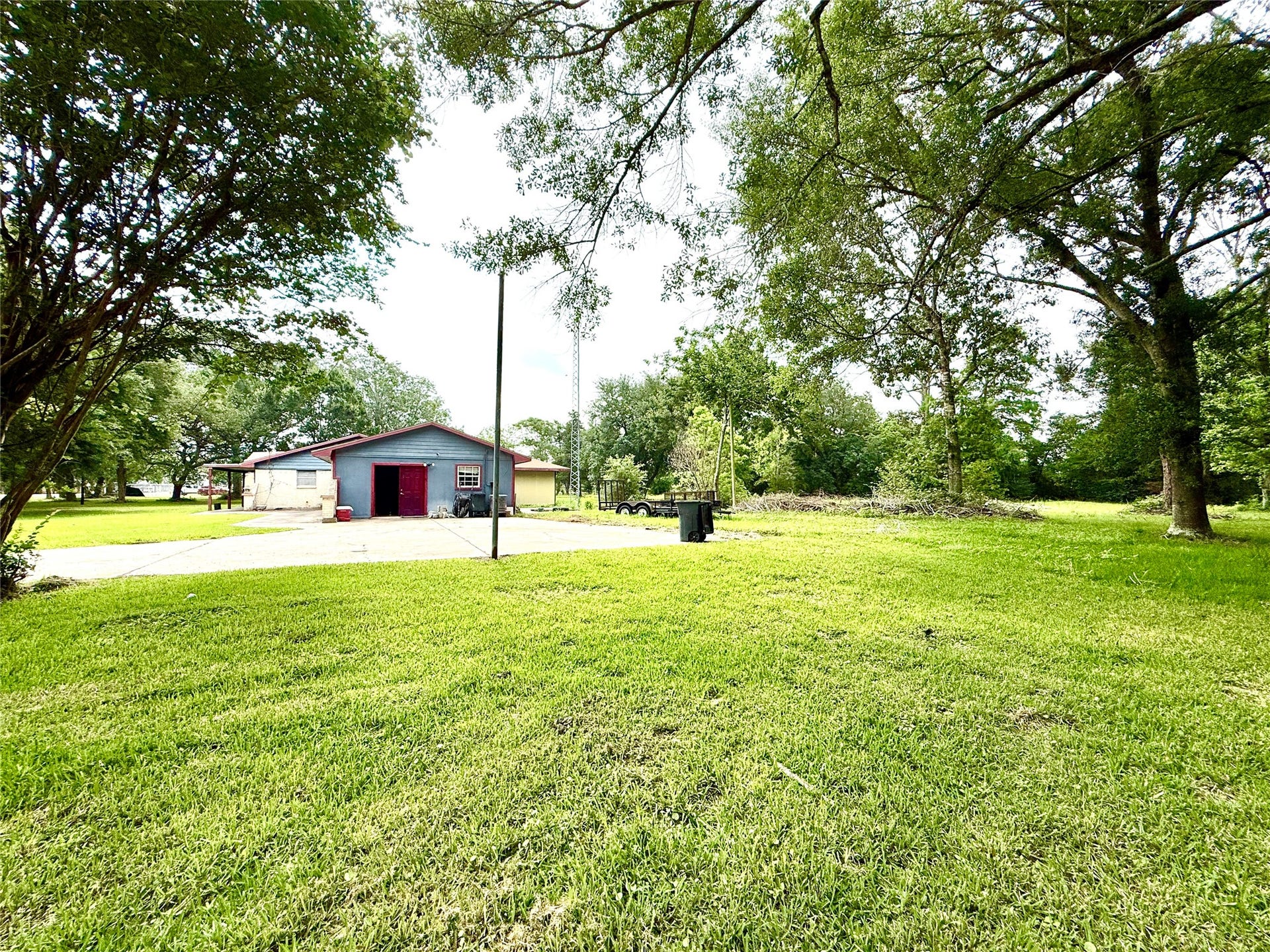 8415 Schiro Road, Hitchcock, TX 77563 8415 Schiro Road, Hitchcock, TX 77563