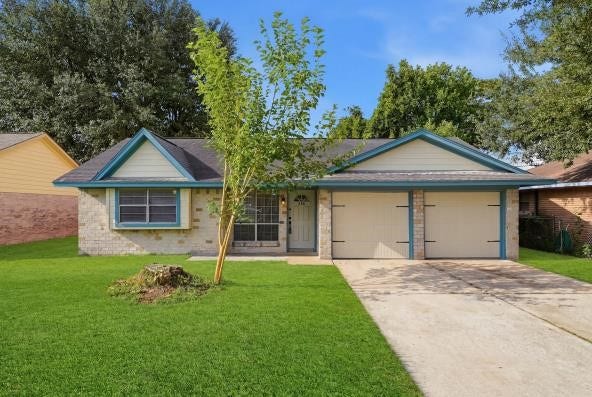 Property photo for 506 Glenvale Drive, Houston, TX