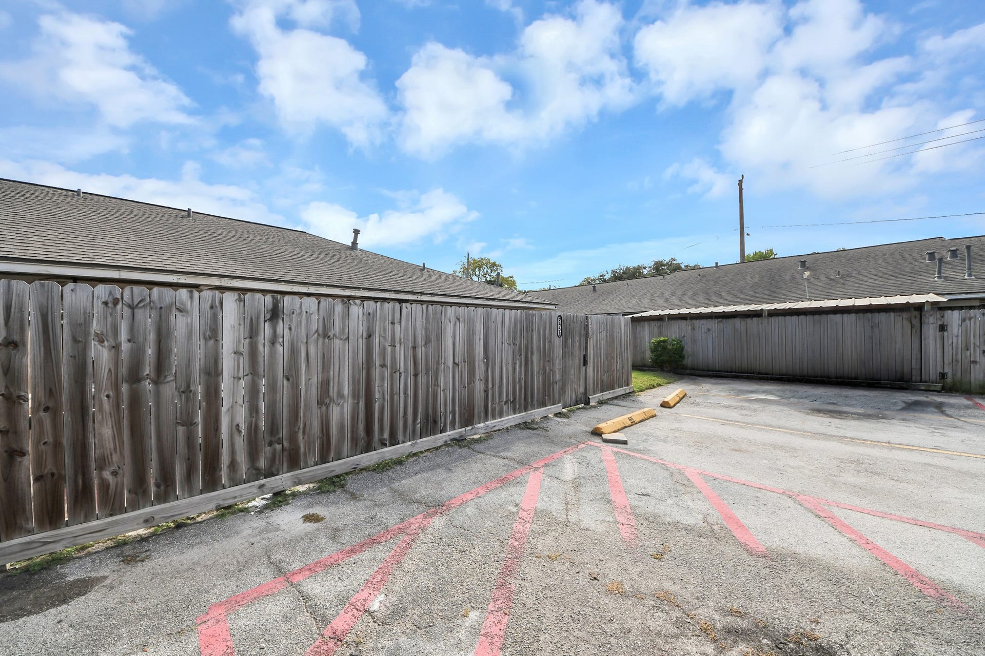 9458 Neuens Road, #9458, Houston, TX 77080 Designated parking is behind the unit.