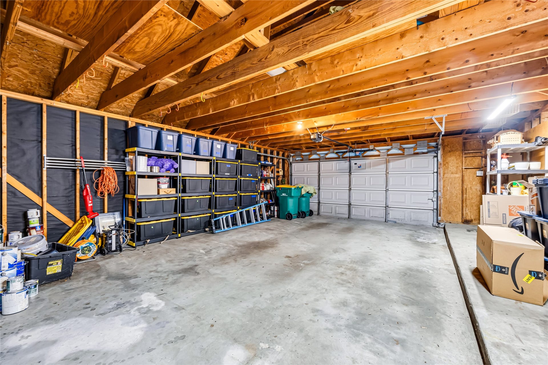 136 S Goldenvine Circle, The Woodlands, TX 77382