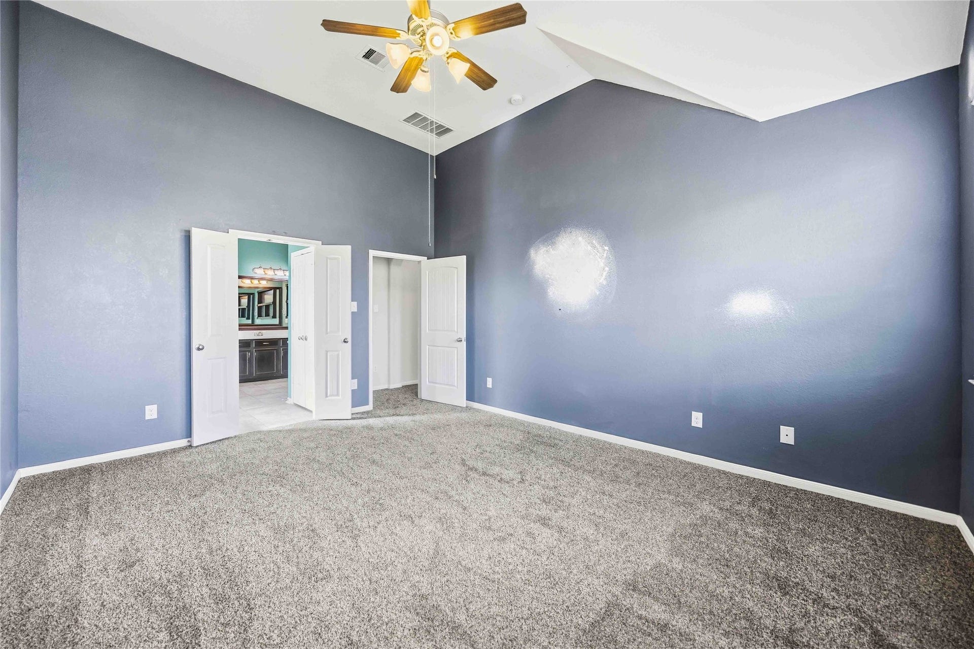 366 Lake Line Drive, Alvin, TX 77511