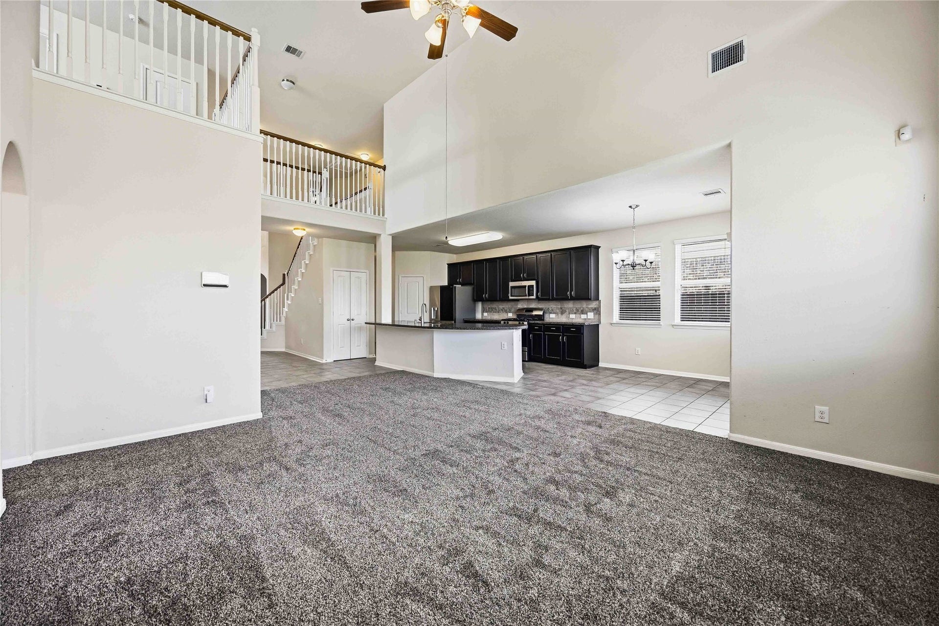 366 Lake Line Drive, Alvin, TX 77511