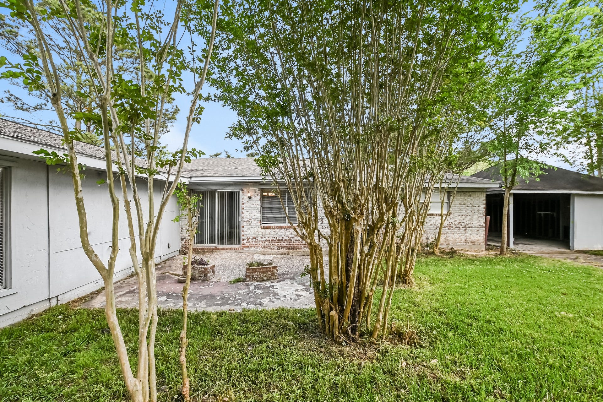 2811 26th Street, Dickinson, TX 77539 2811 26th Street, Dickinson, TX 77539