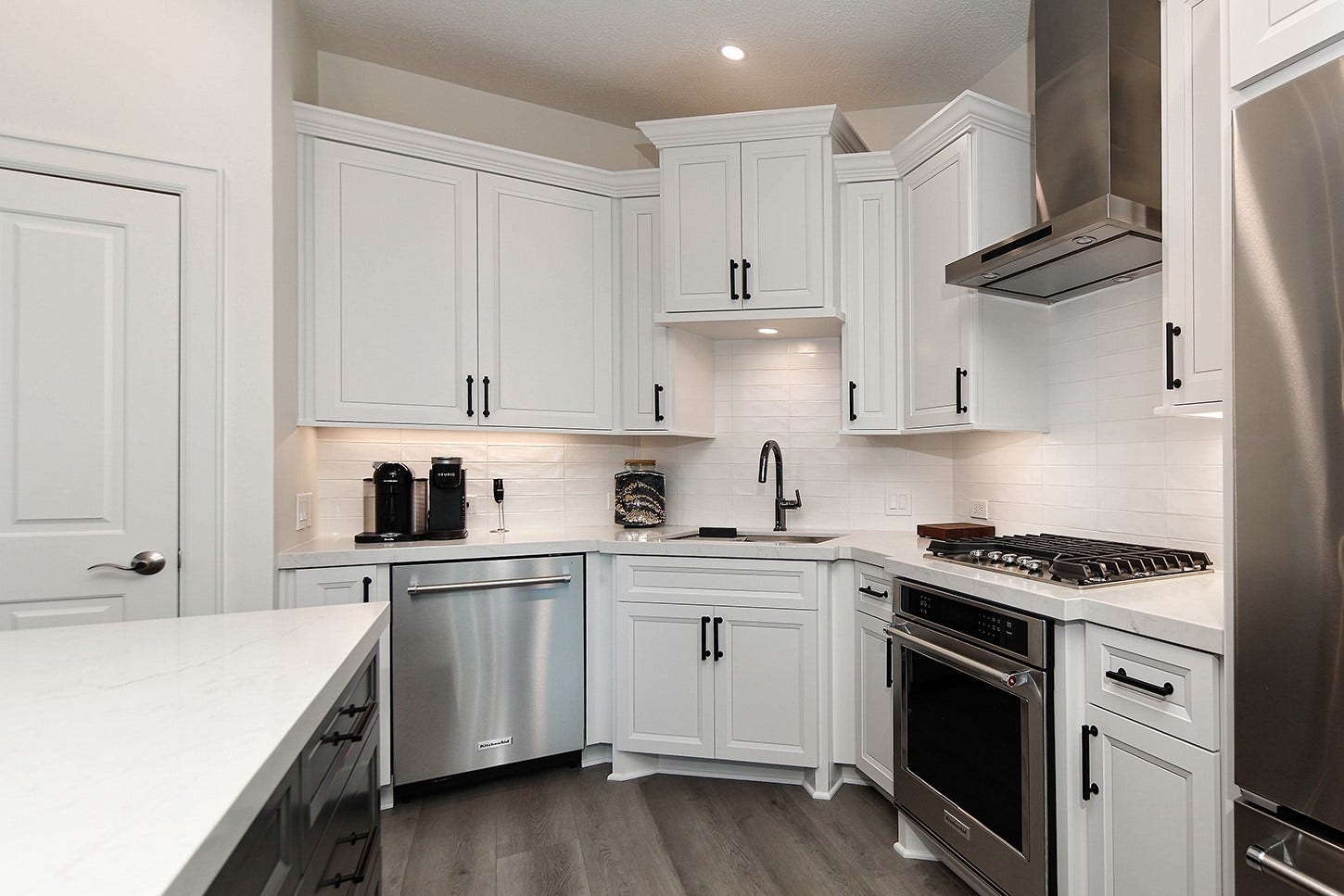 3 Waterway Court, #4E, The Woodlands, TX 77380 3 Waterway Court, #4E, The Woodlands, TX 77380