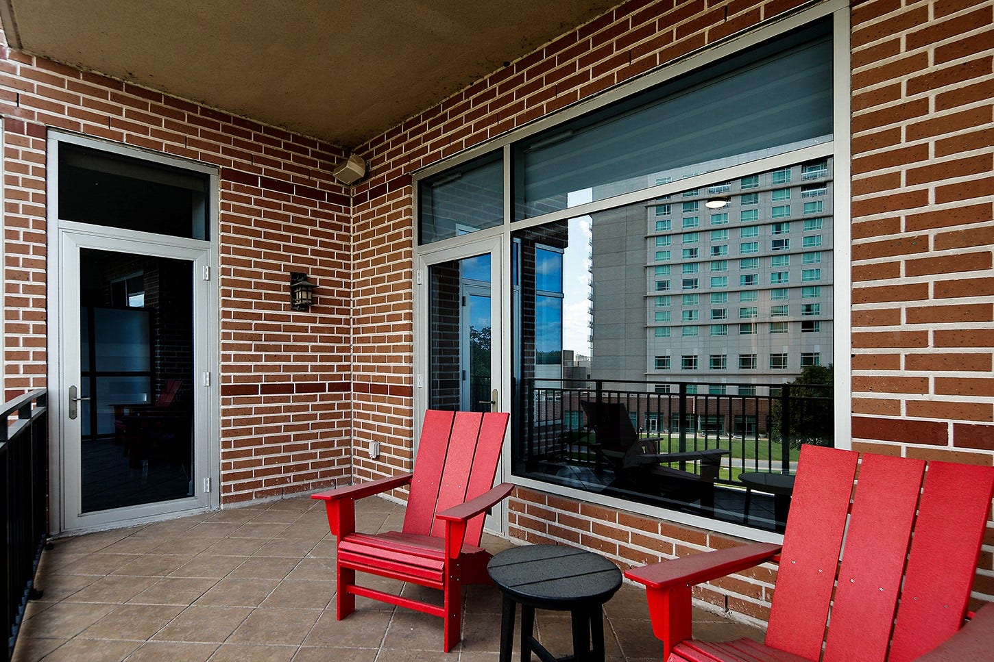 3 Waterway Court, #4E, The Woodlands, TX 77380 3 Waterway Court, #4E, The Woodlands, TX 77380
