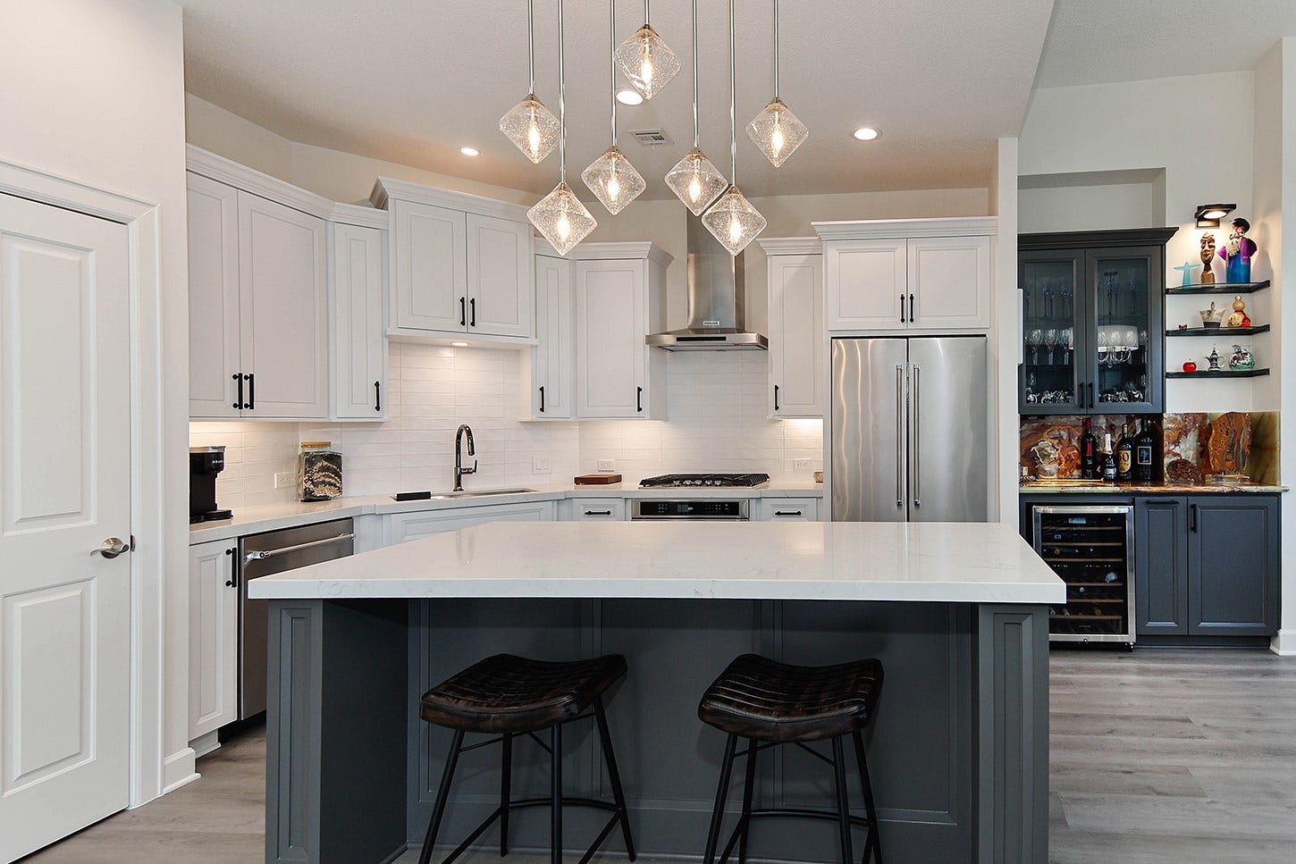 3 Waterway Court, #4E, The Woodlands, TX 77380 3 Waterway Court, #4E, The Woodlands, TX 77380