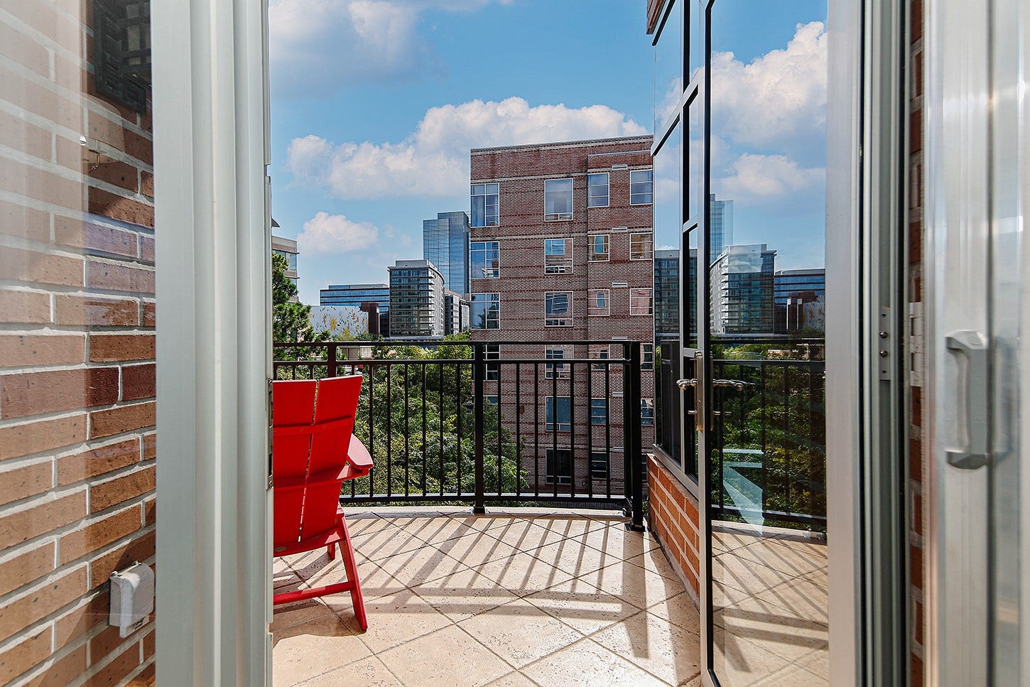 3 Waterway Court, #4E, The Woodlands, TX 77380 3 Waterway Court, #4E, The Woodlands, TX 77380