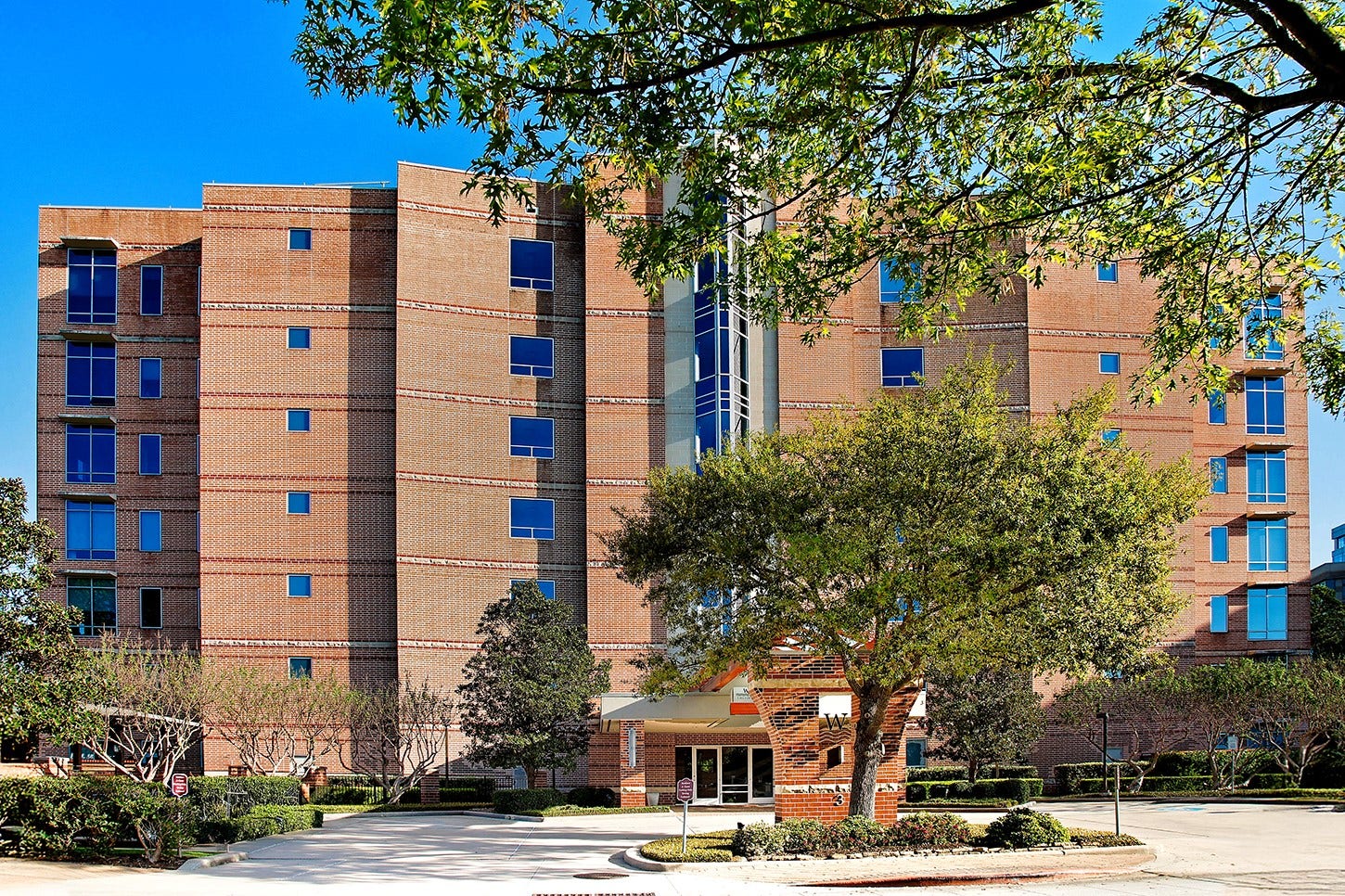 3 Waterway Court, #4E, The Woodlands, TX 77380 3 Waterway Court, #4E, The Woodlands, TX 77380