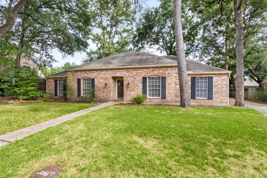 Property photo for 1411 Big Horn Drive, Houston, TX
