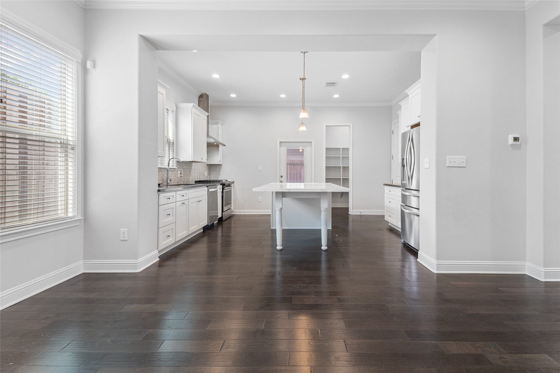 7705 Shannon Drive, Houston, TX 77055