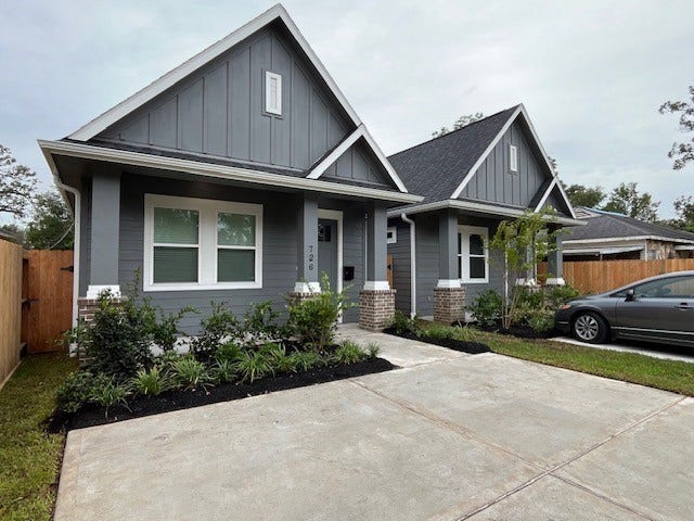 Property photo for 726 Woolworth Street, Houston, TX