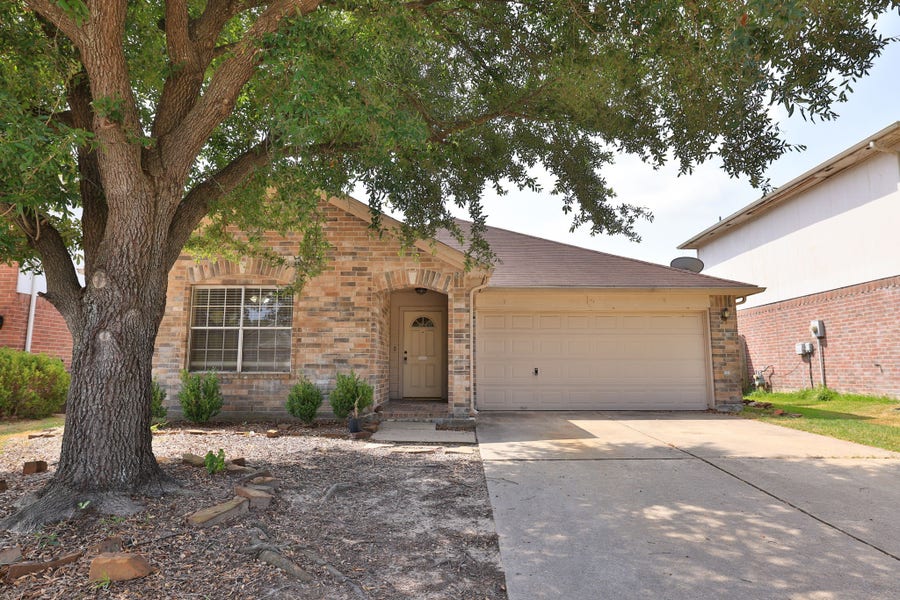 Property photo for 2722 Hidden Spring Vale Drive, Spring, TX