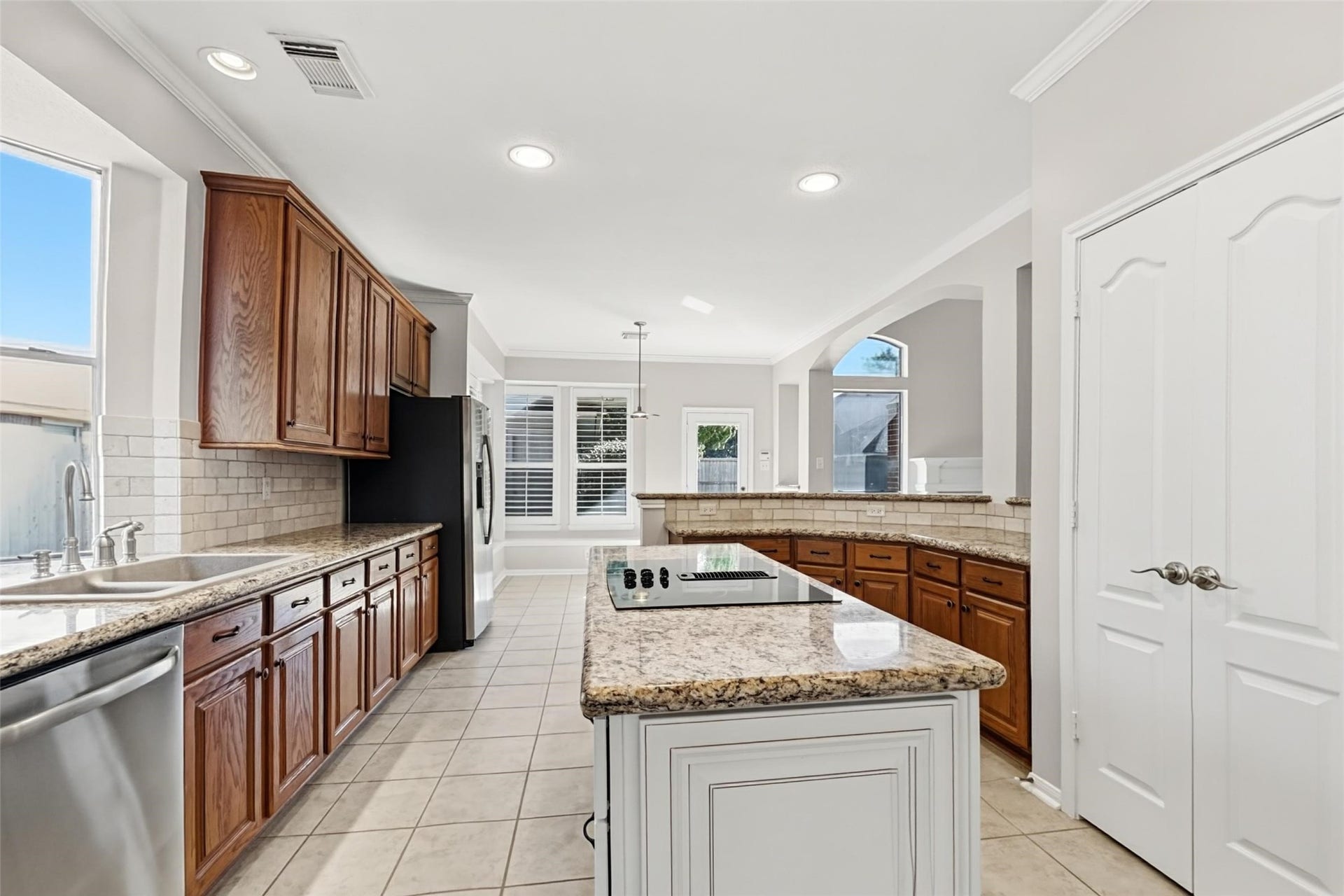 9702 Caritas Circle, Houston, TX 77065