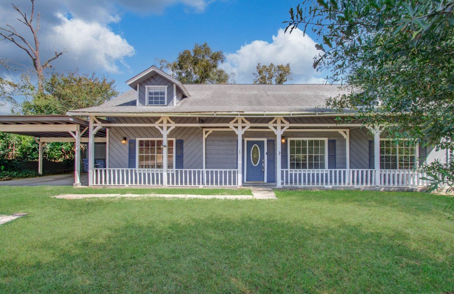 Property photo for 20593 Highway 105, Cleveland, TX