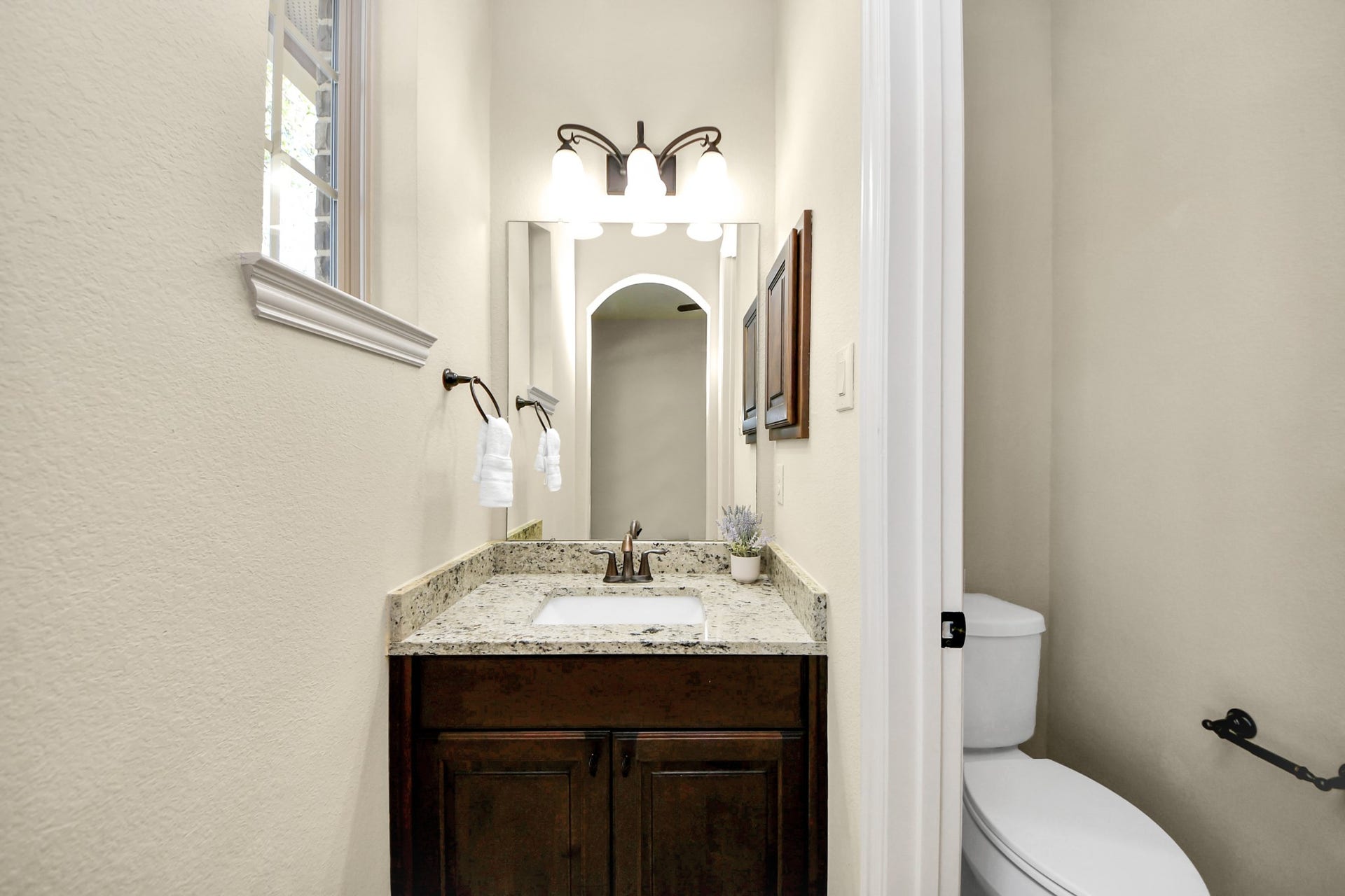 17307 Pentland Court, Richmond, TX 77407 Enjoy the convenience of a Jack and Jill bathroom featuring private vanity areas for added comfort and functionality.