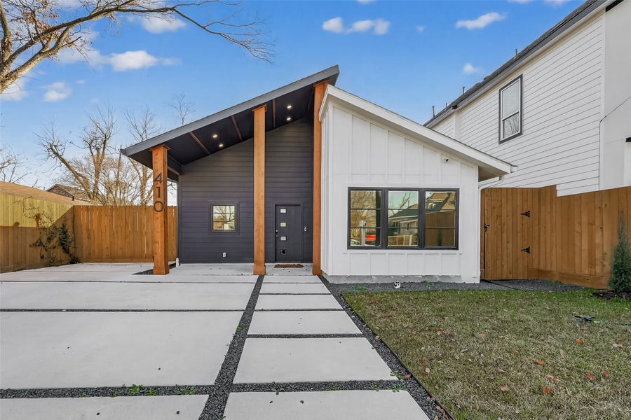 Property photo for 410 E 33 rd st, Houston, TX