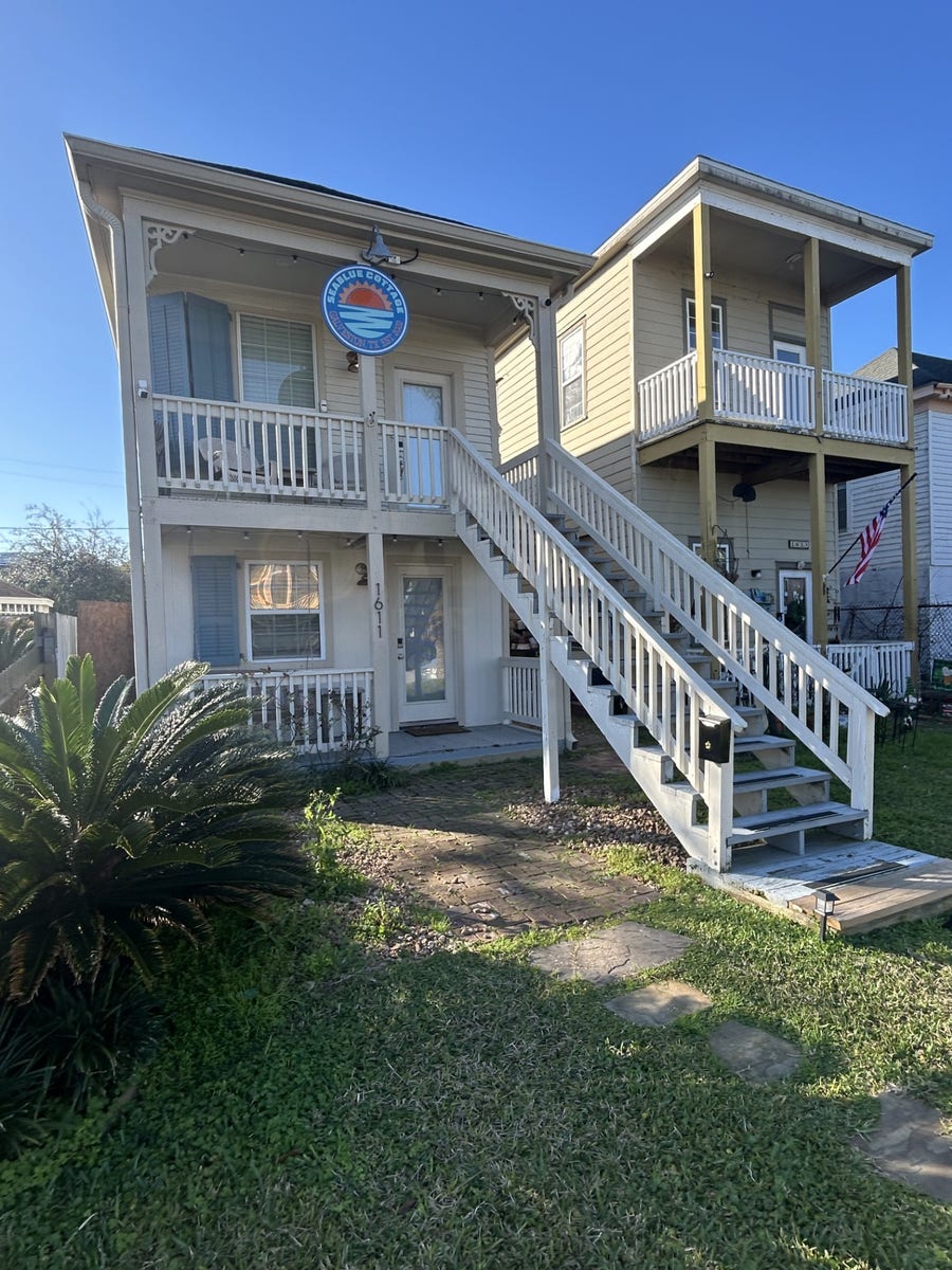 Property photo for 1611 Avenue N 1/2, Galveston, TX