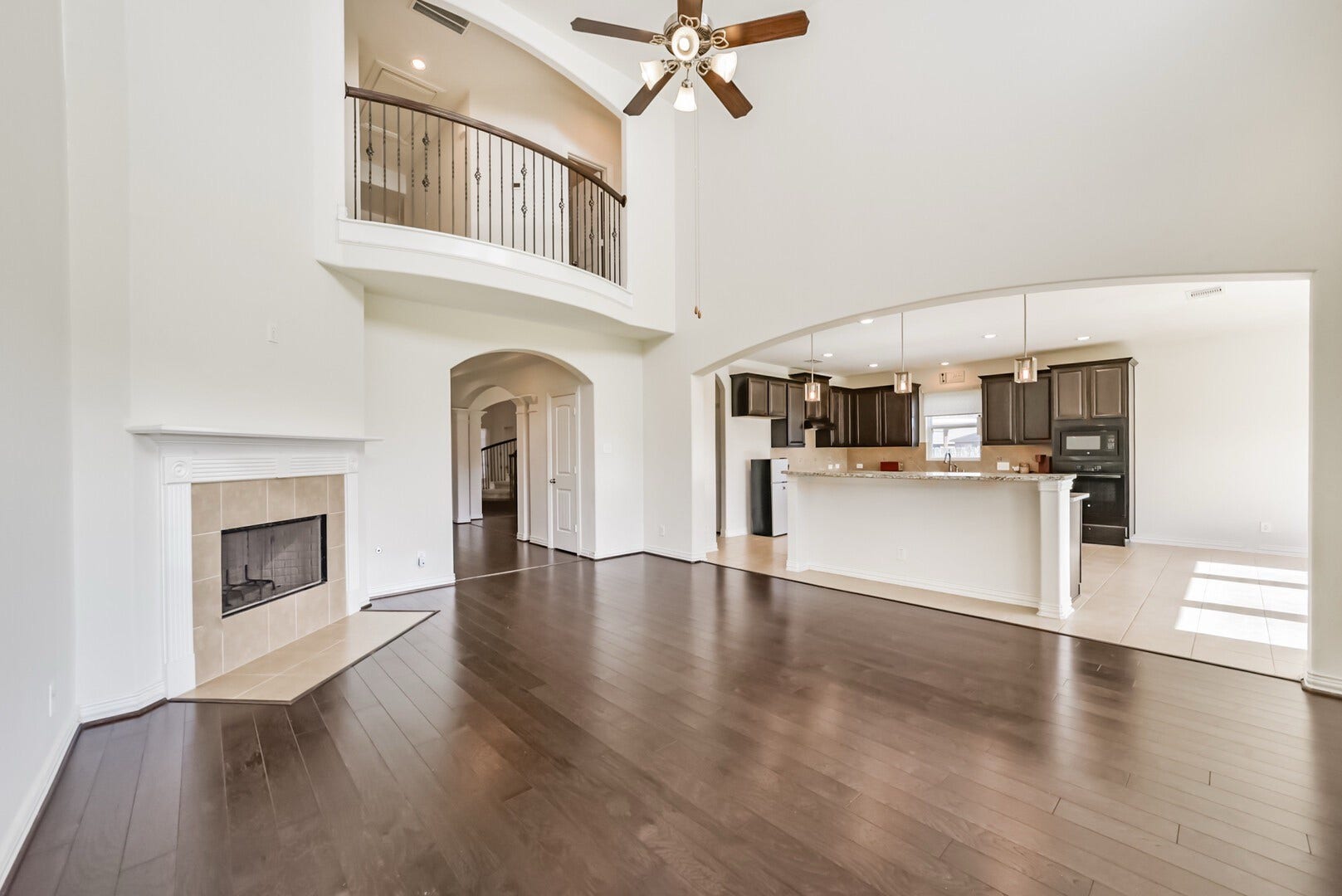 9939 Clear Diamond Drive, Rosharon, TX 77583 9939 Clear Diamond Drive, Rosharon, TX 77583