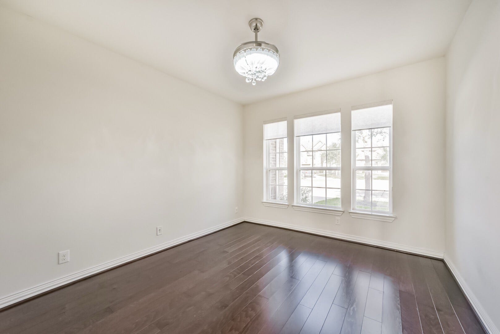 9939 Clear Diamond Drive, Rosharon, TX 77583 9939 Clear Diamond Drive, Rosharon, TX 77583