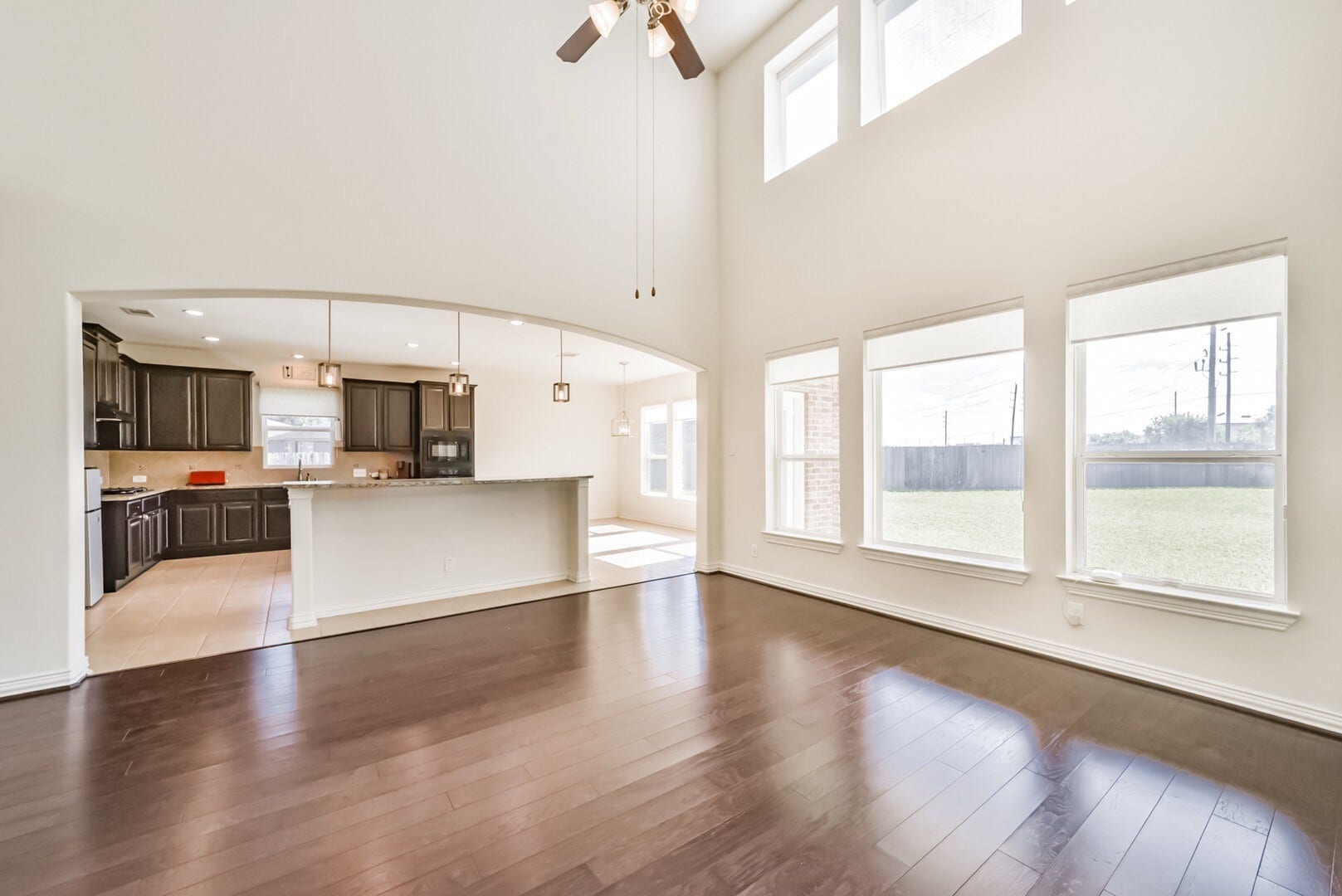 9939 Clear Diamond Drive, Rosharon, TX 77583 9939 Clear Diamond Drive, Rosharon, TX 77583