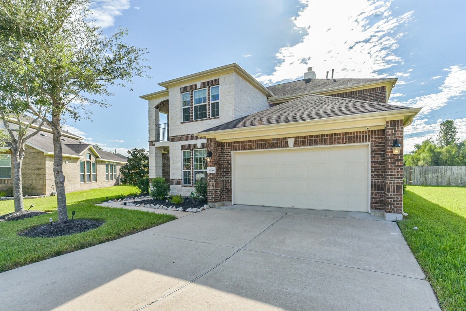 9939 Clear Diamond Drive, Rosharon, TX 77583 9939 Clear Diamond Drive, Rosharon, TX 77583