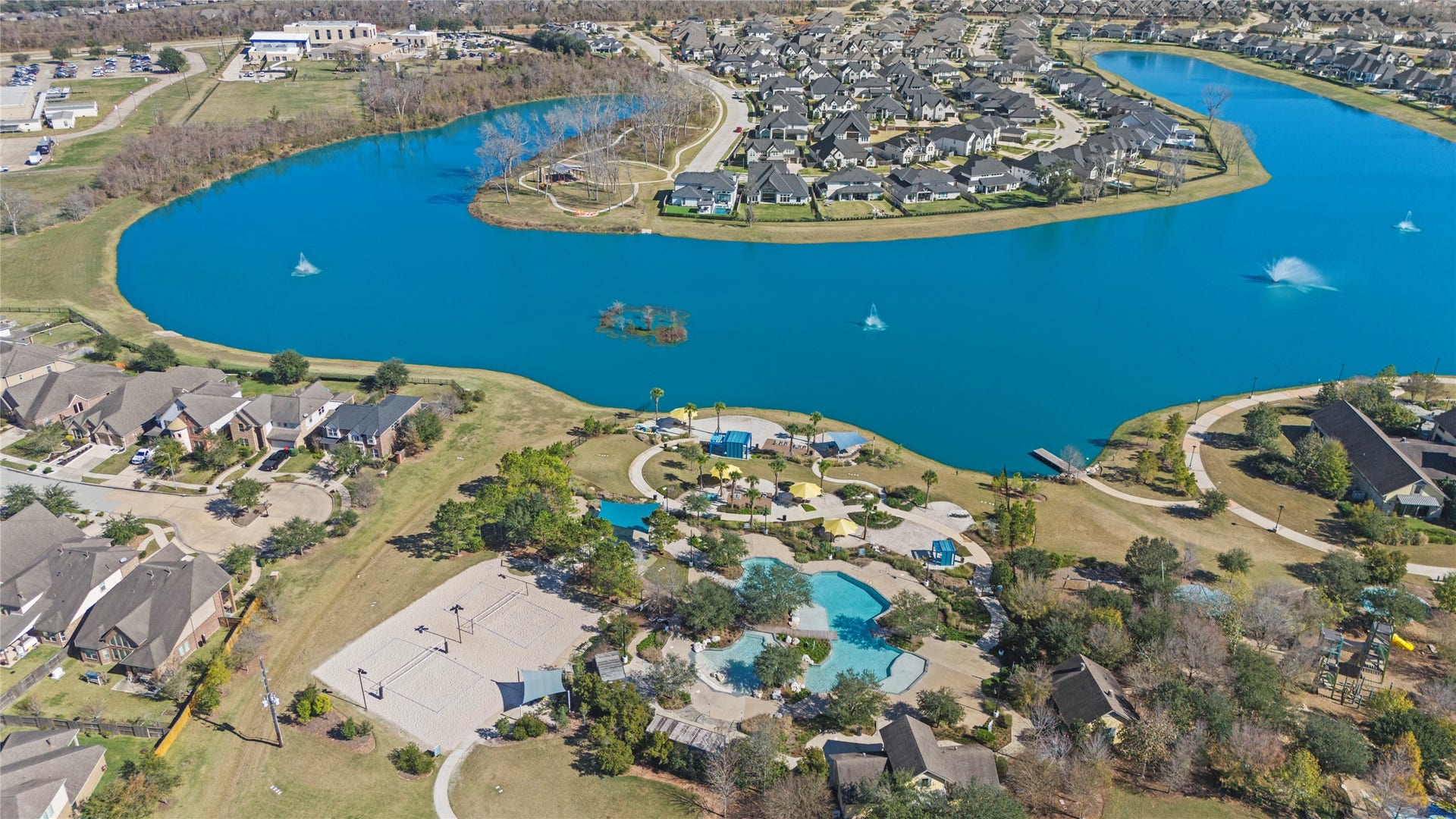 1934 Pleasant Grove Drive, Missouri City, TX 77459 Live your dream in Sienna, an award-winning 10,800-acre master-planned community renowned for its breathtaking natural beauty and vibrant neighborhood spirit.