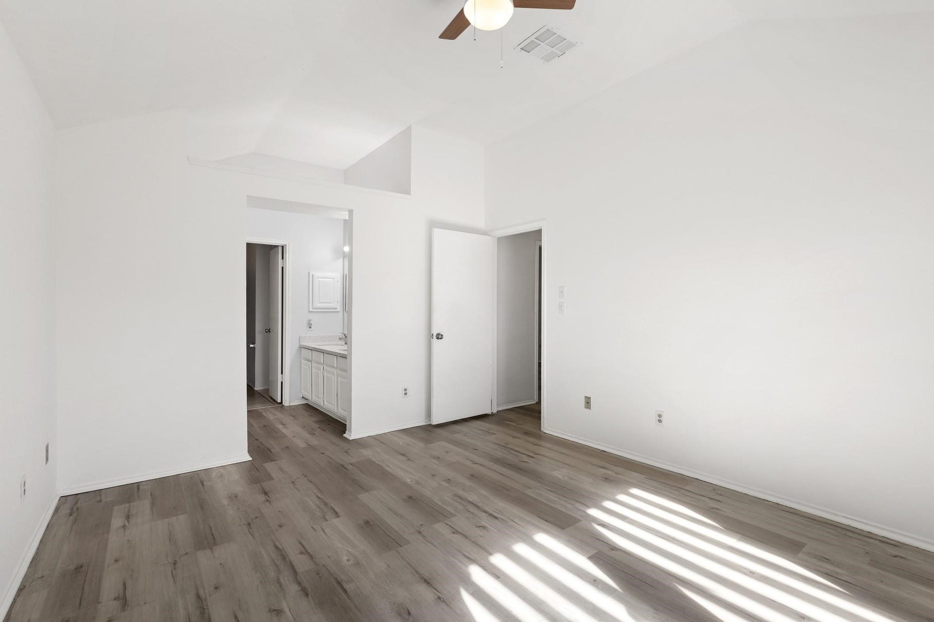 13535 Bonilla Lane, Houston, TX 77083 13535 Bonilla Lane, Houston, TX 77083