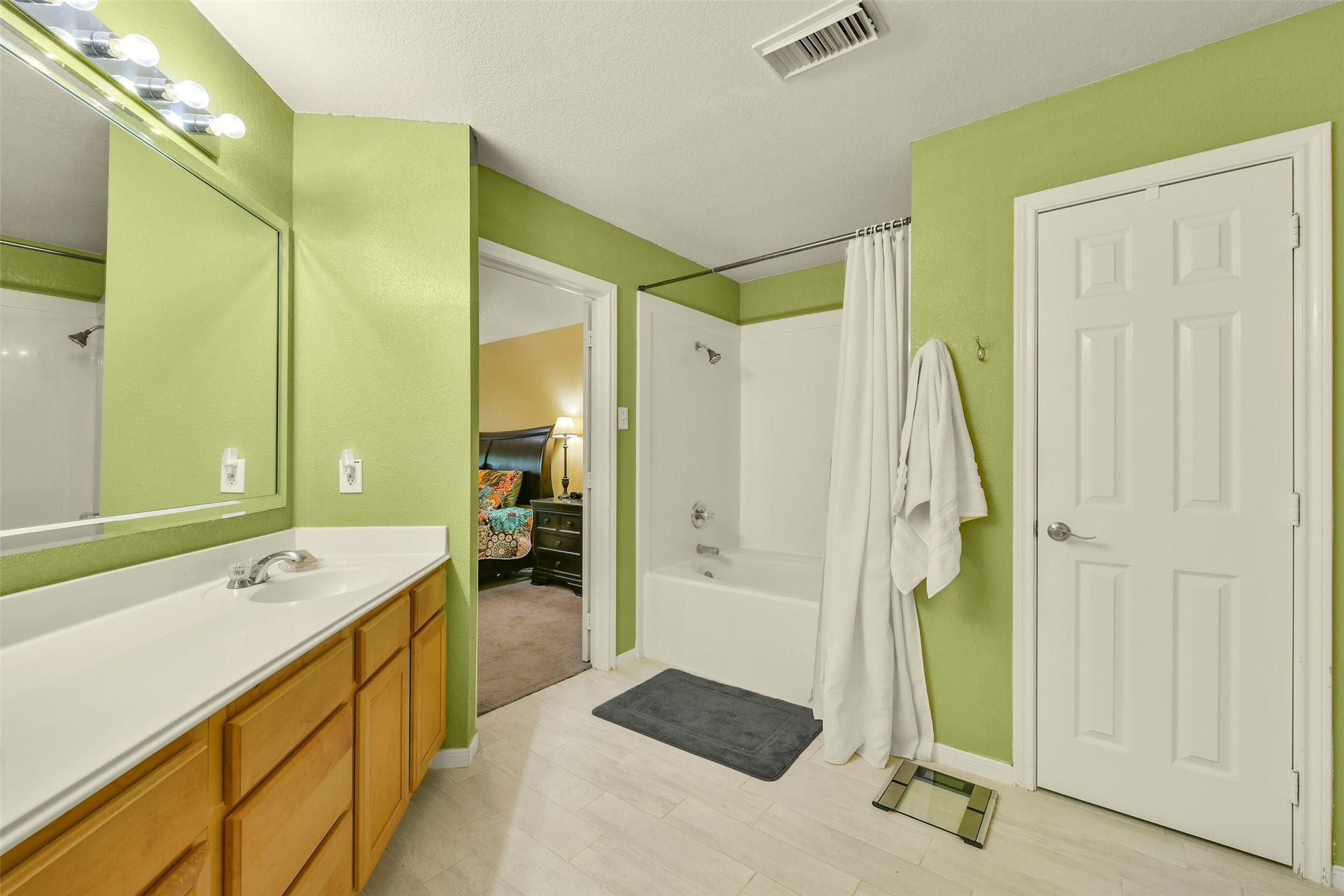 203 Green Isle Avenue, Dickinson, TX 77539 203 Green Isle Avenue, Dickinson, TX 77539
