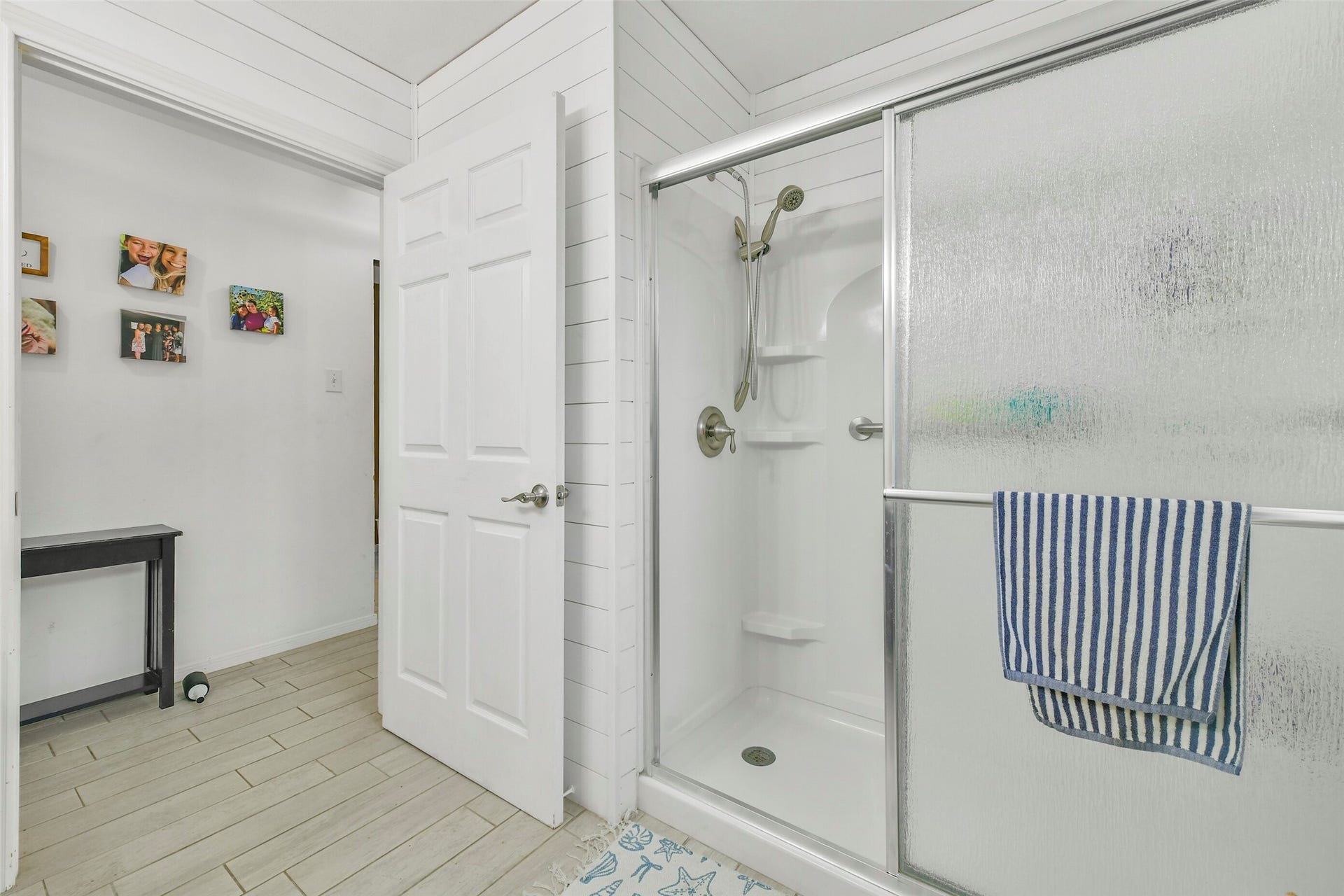 203 Green Isle Avenue, Dickinson, TX 77539 203 Green Isle Avenue, Dickinson, TX 77539