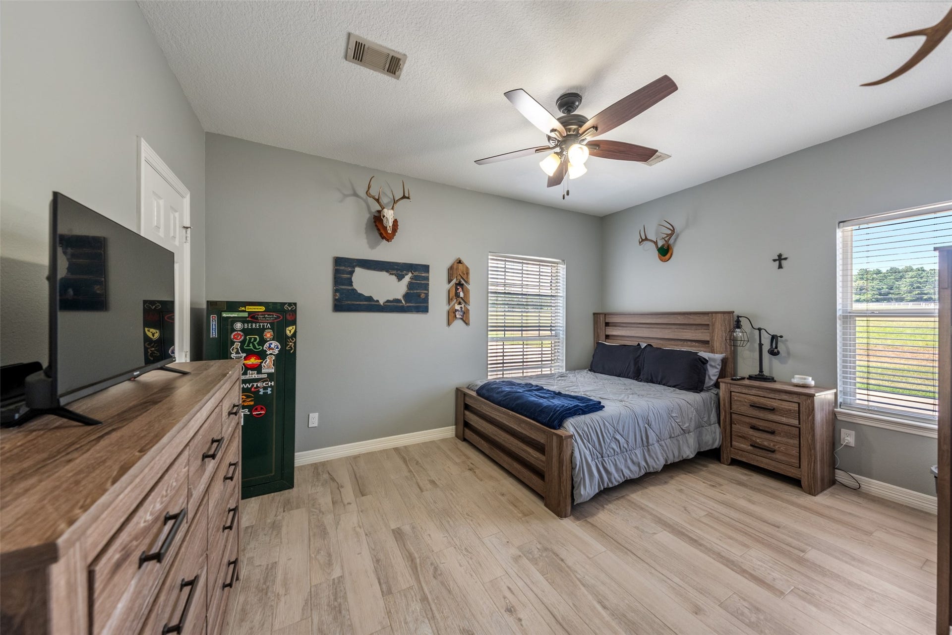 8775 Grand Lake Estates Drive, #77316, Montgomery, TX 77316 Secondary Bedroom