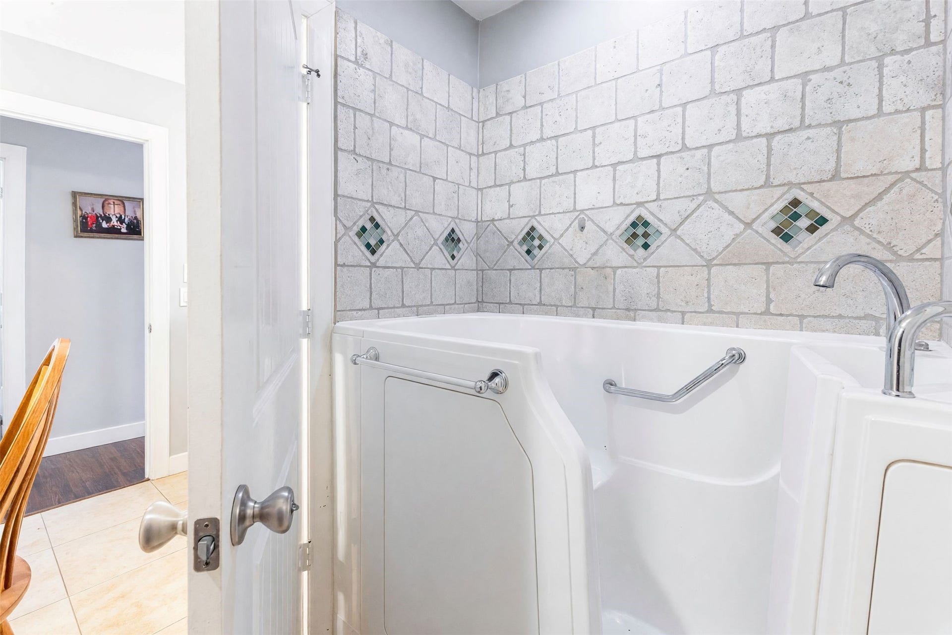 1642 Chippendale Road, Houston, TX 77018 1642 Chippendale Road, Houston, TX 77018