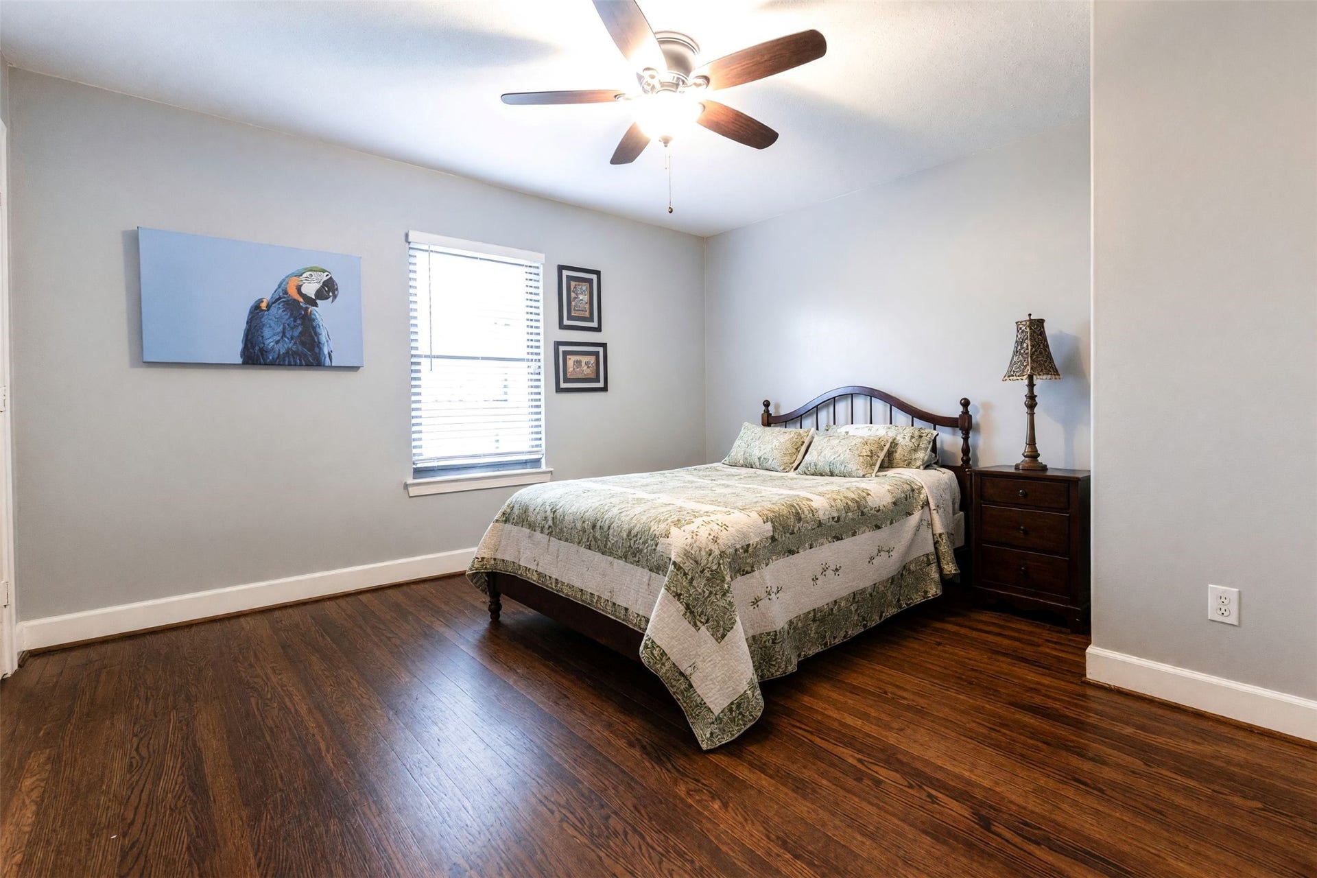 1642 Chippendale Road, Houston, TX 77018 1642 Chippendale Road, Houston, TX 77018