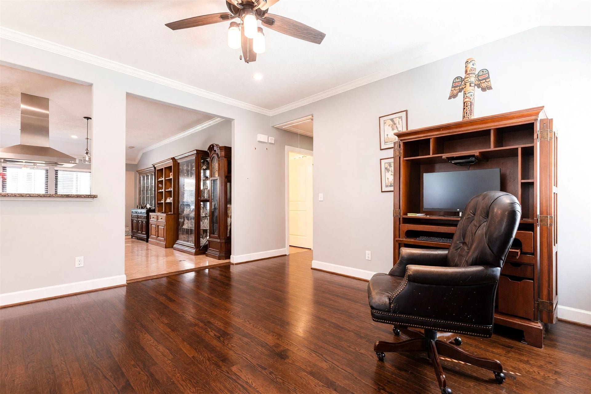 1642 Chippendale Road, Houston, TX 77018 1642 Chippendale Road, Houston, TX 77018