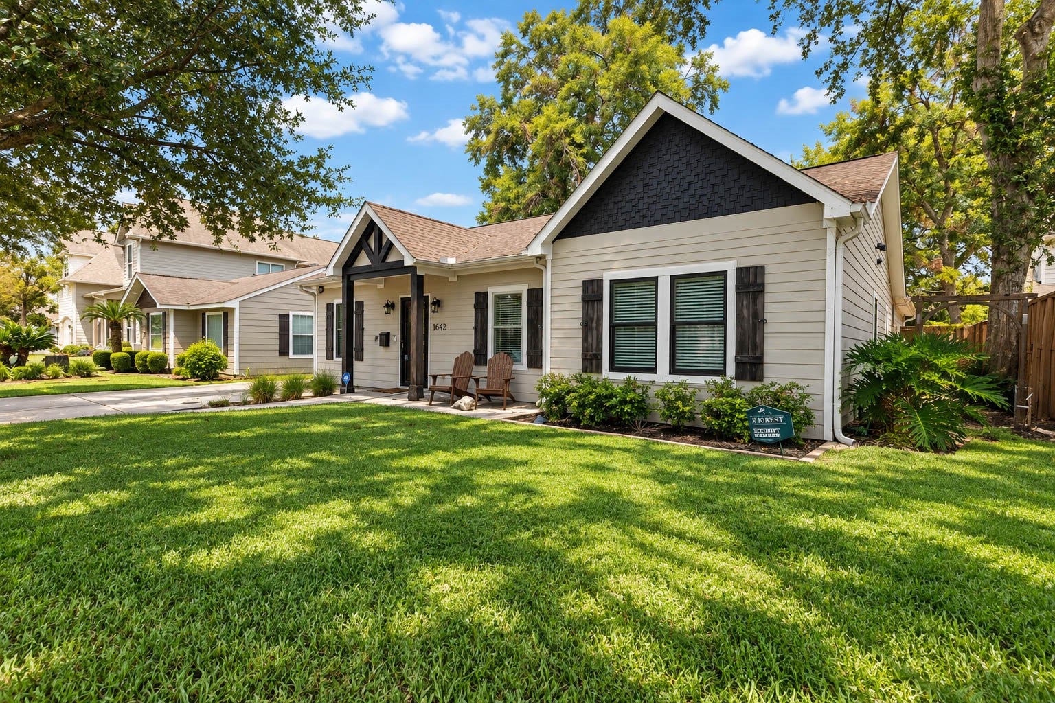 1642 Chippendale Road, Houston, TX 77018 1642 Chippendale Road, Houston, TX 77018